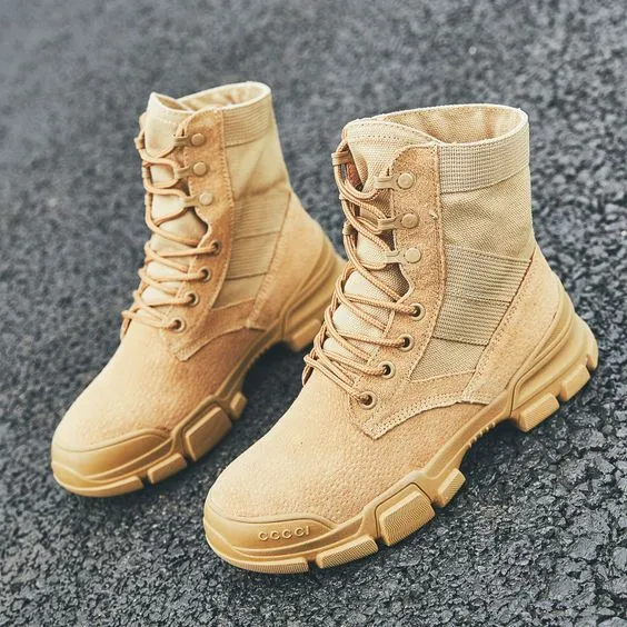 Chic British Trends Martin Boots