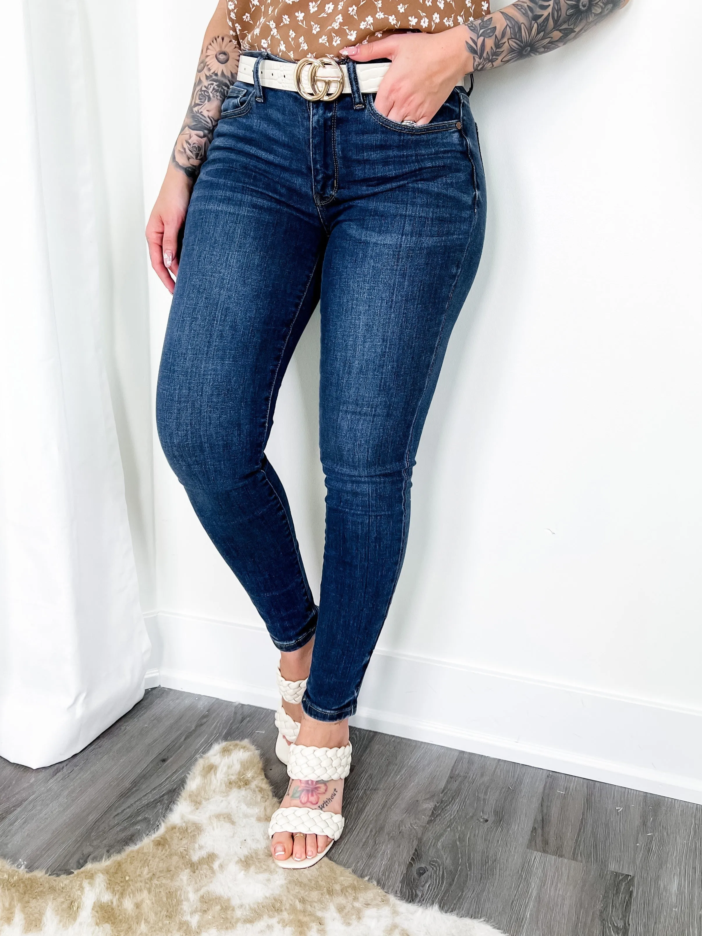 Judy Blue  8 Days A Week  Medium Wash Mid Rise Skinny jeans with Handsanding