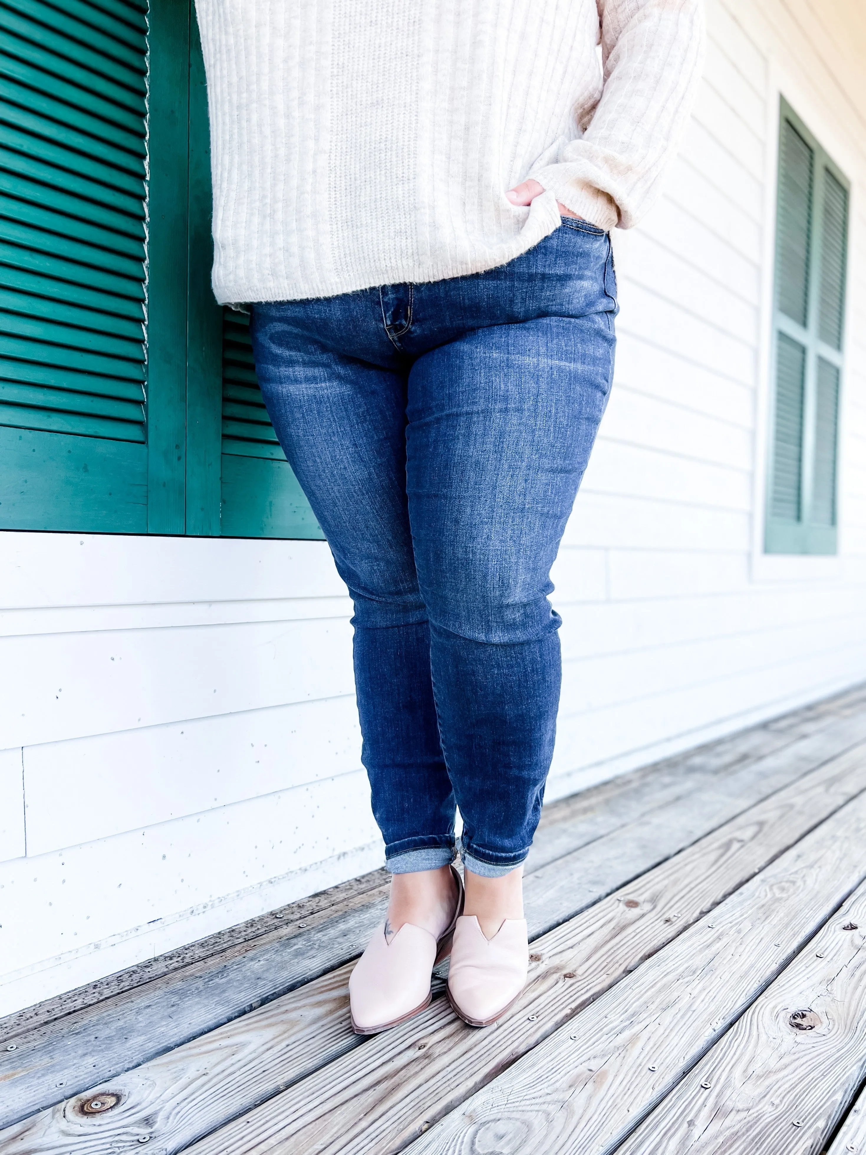 Judy Blue  8 Days A Week  Medium Wash Mid Rise Skinny jeans with Handsanding
