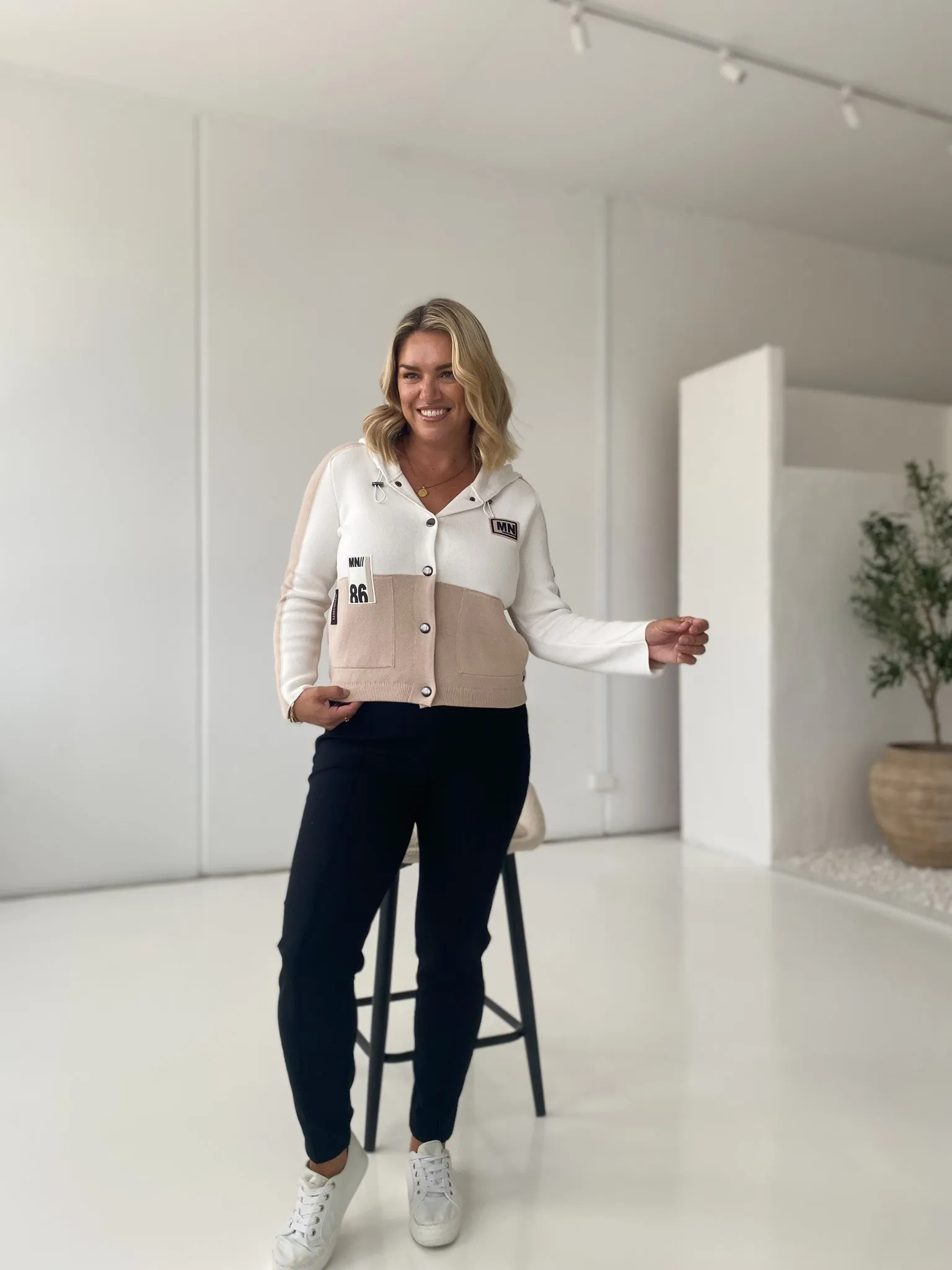 MONARI JERSEY ZIP PANTS