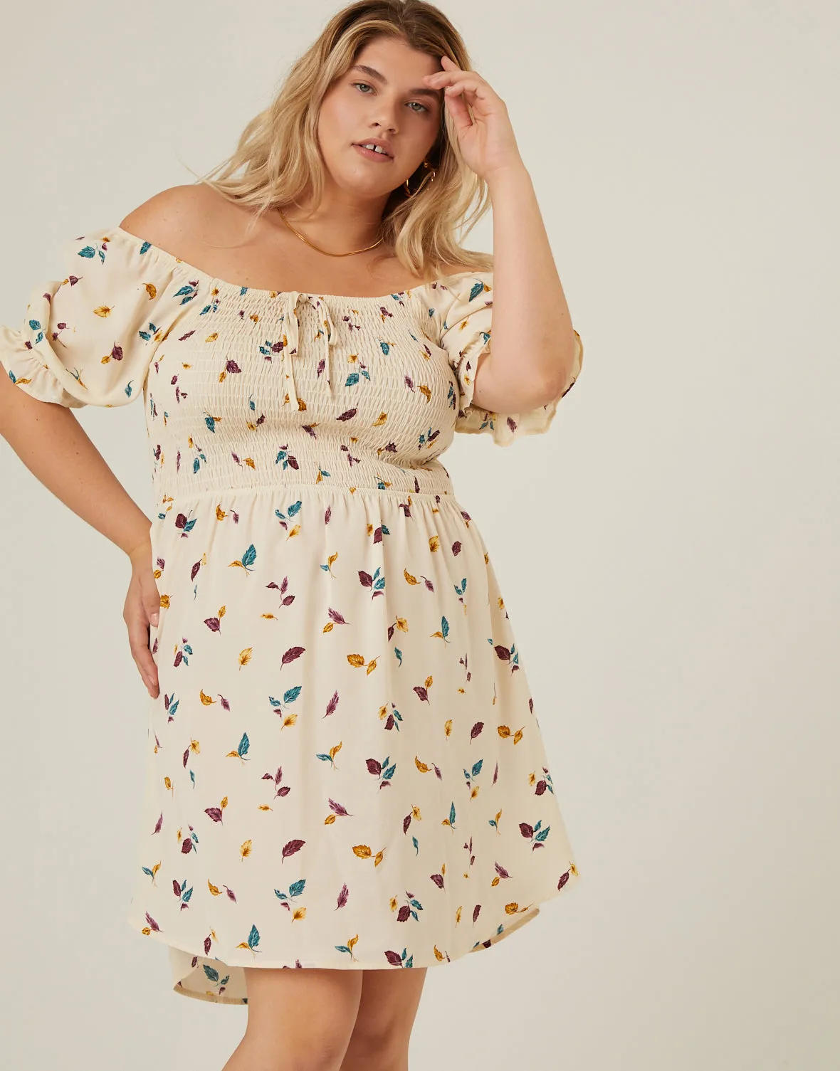 Plus Size Leaf Print Smocked Dress