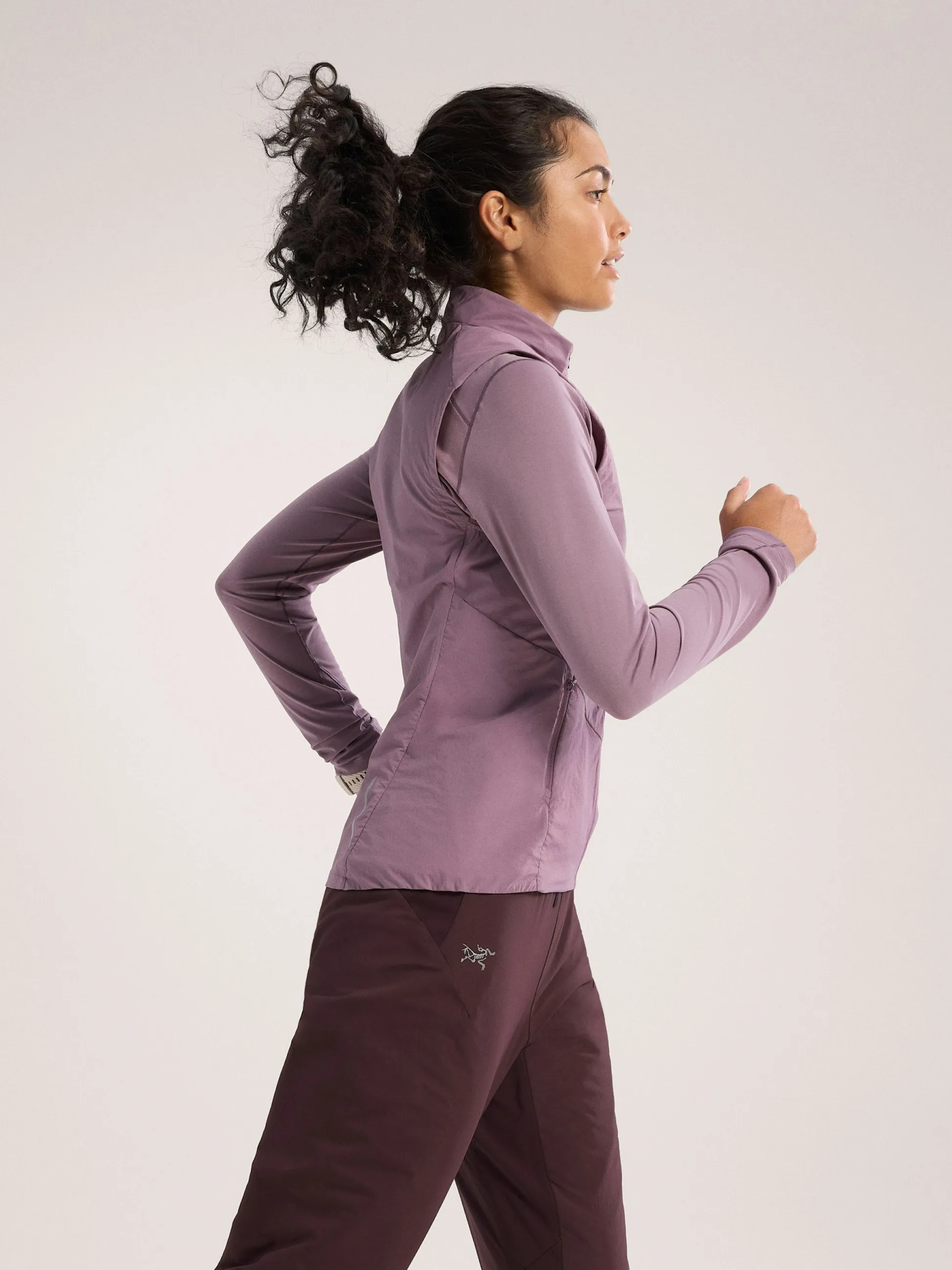 Women's Norvan Insulated Vest (Past Season)